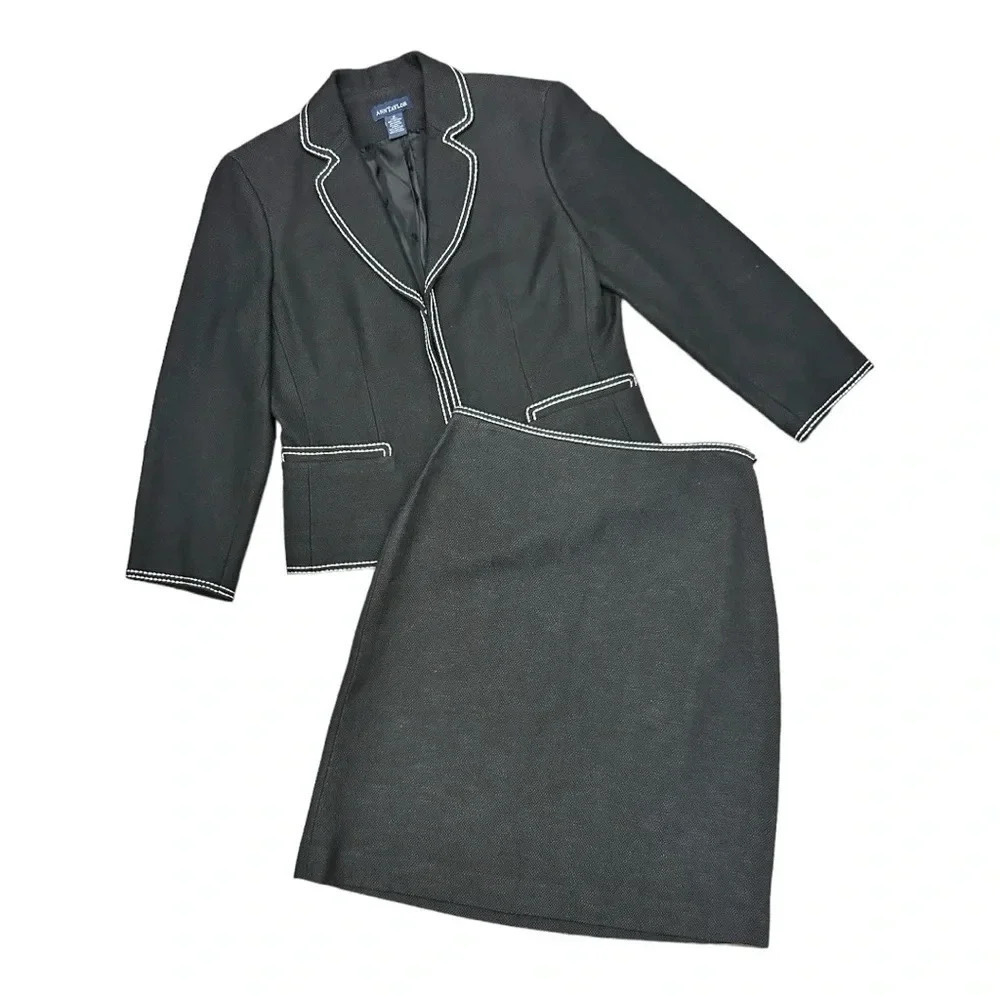 Ann Taylor Black Wool Blend Textured 2 Piece Suit White Stitching Detail Twee